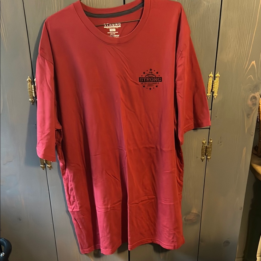Strong Red Short Sleeve Men's Tee
